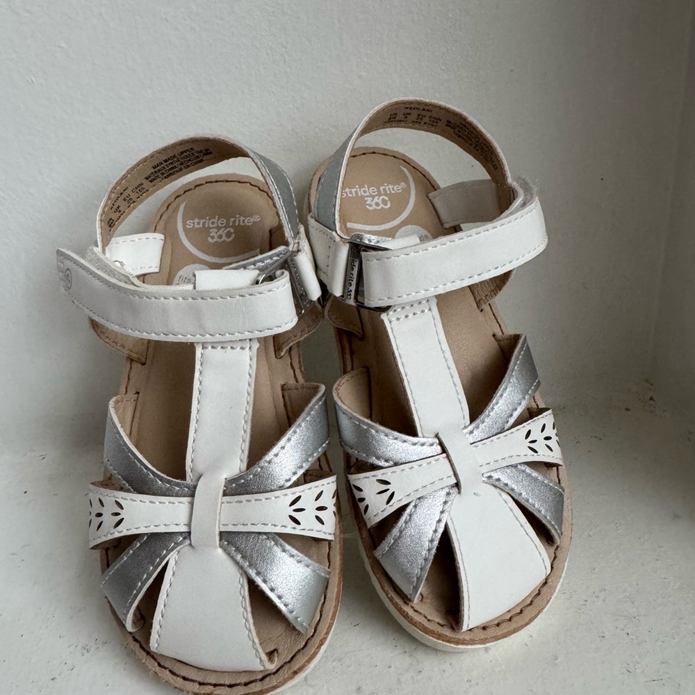 Stride Rite Kids Kehlani Sandals in White and Silver